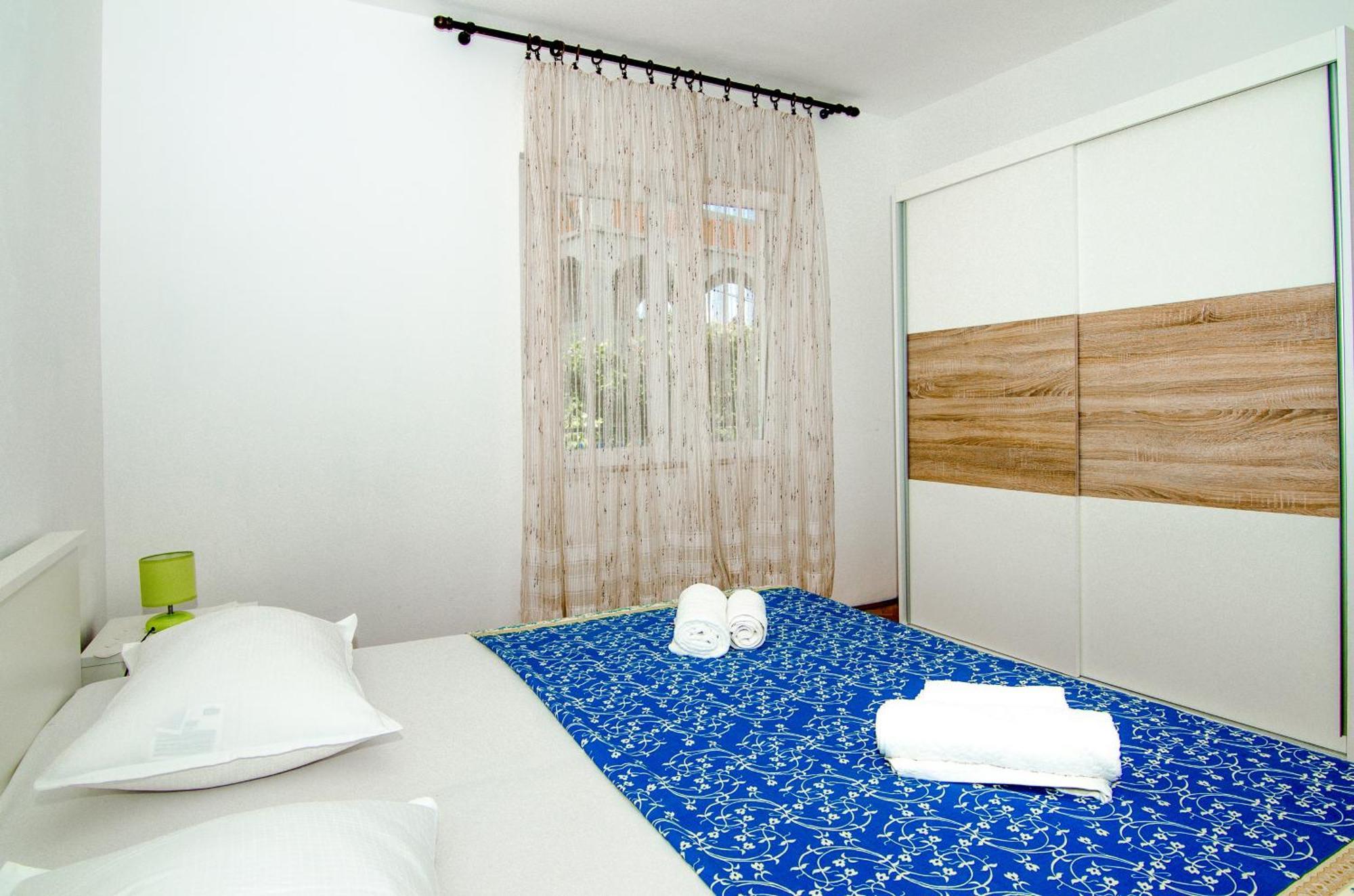 Apartments By The Sea Slatine, Ciovo - 15504 Phòng bức ảnh